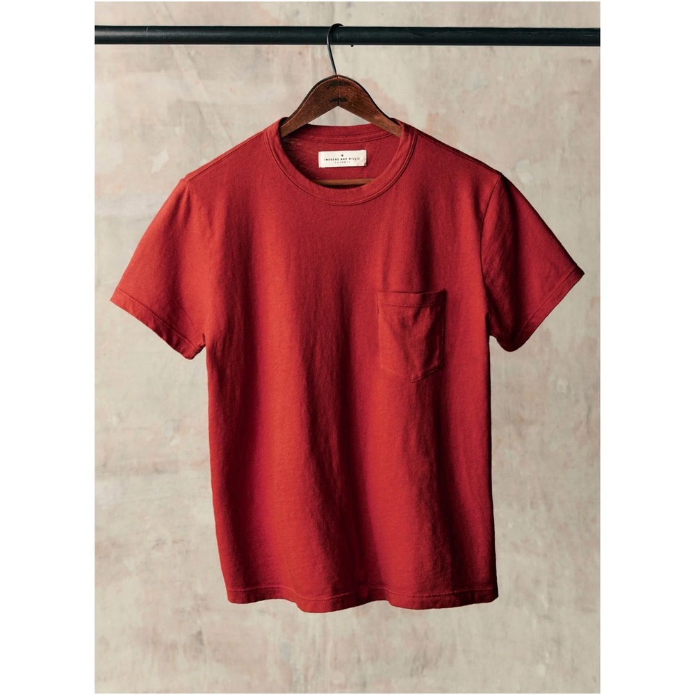 imogene + willie Men's Short Sleeve Pocket Tee in Brick Red